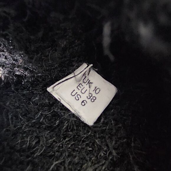 Asos Collusion Sweater Women's Size 6 Black Cropped Pullover Fluffy Cozy Fuzzy - Picture 7 of 7